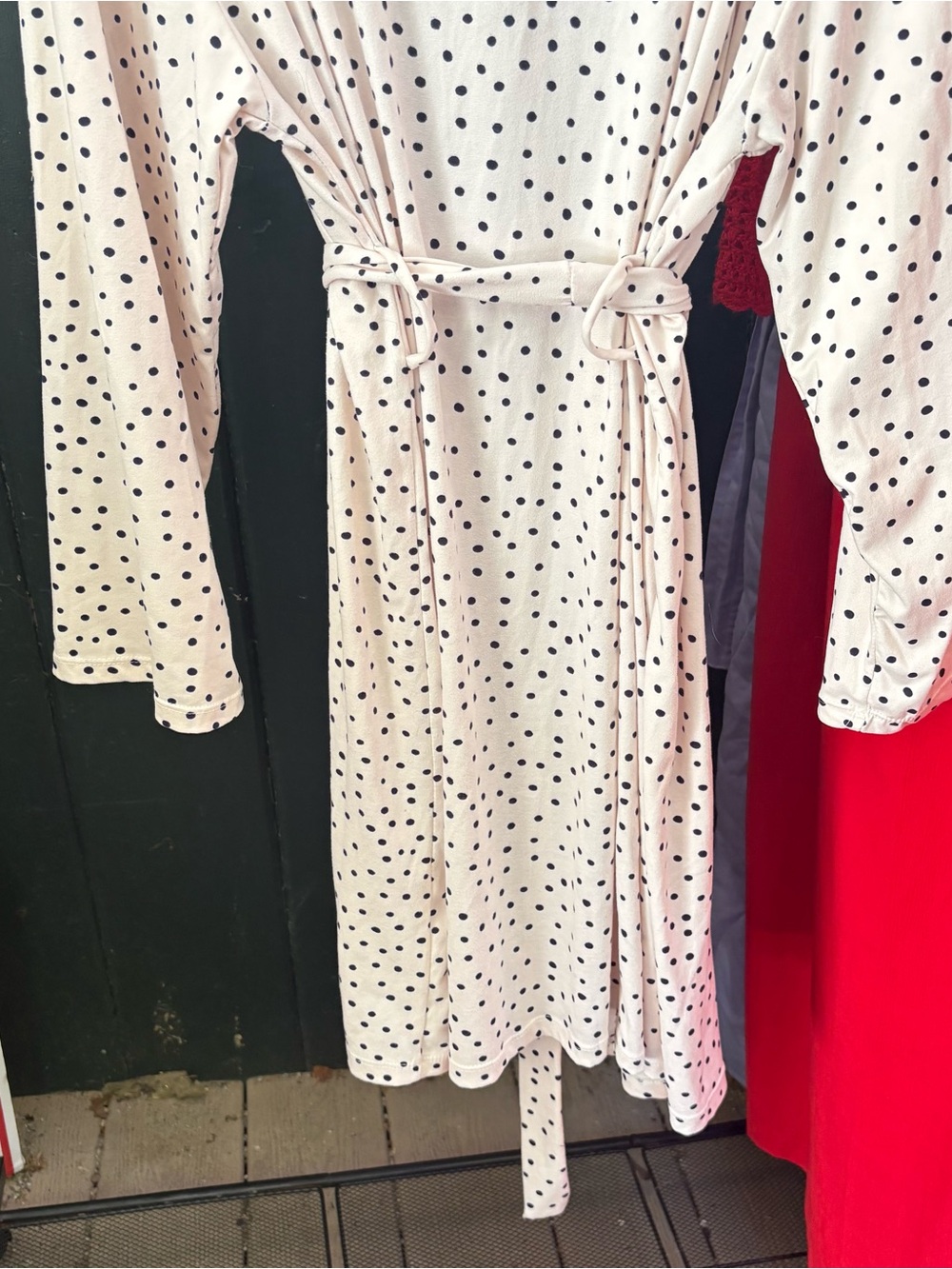 Catherine Malandrino Cream Polka Dot Wrap Robe with Black Dots - Picture 8 of 13